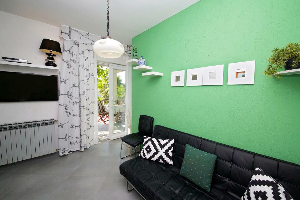 Melanija 1 Apartment Rovinj Exterior photo